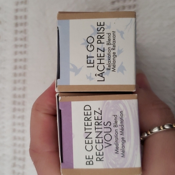 Ellia therapeutic essential oils be centered meditation& let go relaxation blend - Picture 6 of 6